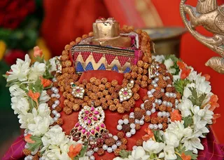 http://nithyananda.org/sites/default/files/photo-gallery/2014-06jun-08-nithyananda-diary-IMG_4072_bidadi.JPG