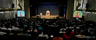 http://nithyananda.org/sites/default/files/photo-gallery/2014-06jun-08-nithyananda-diary_IMG_3791_mumbai-kalpataru.JPG