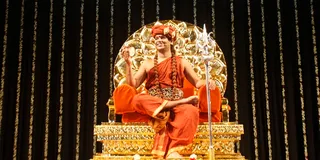 http://nithyananda.org/sites/default/files/photo-gallery/2014-06jun-08-nithyananda-diary_IMG_3899_mumbai-kalpataru_0.JPG