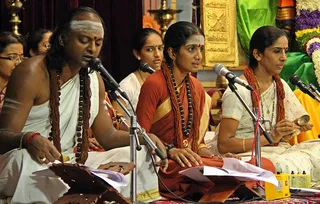 http://nithyananda.org/sites/default/files/photo-gallery/2014-06jun-12-nithyananda-diary_IMG_4728_bidadi-nithyananda-poornima-bhajan_5.JPG