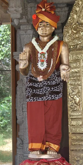 http://nithyananda.org/sites/default/files/photo-gallery/2014-06jun-14-nithyananda-diary_IMG_5247_bidadi-temple.JPG