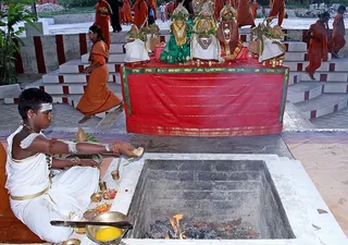 http://nithyananda.org/sites/default/files/photo-gallery/2014-06jun-14-nithyananda-diary_IMG_5334_bidadi.JPG