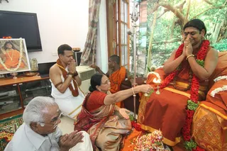 http://nithyananda.org/sites/default/files/photo-gallery/2014-06jun-27-nithyananda-diary_IMG_0495_chennai-house-visit.JPG