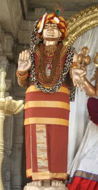 https://nithyananda.org/sites/default/files/photo-gallery/2014-07Jul-01-nithyananda-diary_IMG_1885_bidadi-temple_1.JPG?1404390979