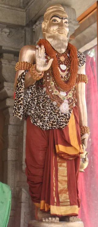 https://nithyananda.org/sites/default/files/photo-gallery/2014-07Jul-01-nithyananda-diary_IMG_1887_bidadi-temple_1.JPG?1404391047