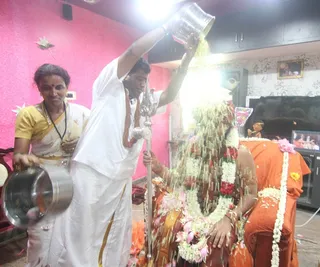https://nithyananda.org/sites/default/files/photo-gallery/2014-07jul-01-nithyananda-diary_IMG_2841-20140703-091022_pudukottai-house-visit.JPG?1404390203
