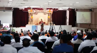 https://nithyananda.org/sites/default/files/photo-gallery/2014-07jul-05-nithyananda-dairy_IMG_9162_bidadi-satsang.JPG