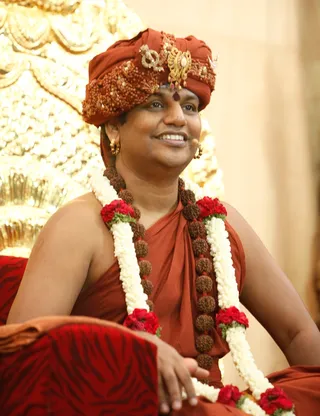 https://nithyananda.org/sites/default/files/photo-gallery/2014-07jul-05-nithyananda-dairy_IMG_9185_bidadi-satsang_0.JPG