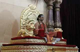 https://nithyananda.org/sites/default/files/photo-gallery/2014-07jul-06-nithyananda-diary_IMG_9379_0_bidadi-satsang.JPG