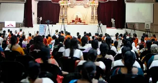 https://nithyananda.org/sites/default/files/photo-gallery/2014-07jul-06-nithyananda-diary_IMG_9388_bidadi-satsang.JPG