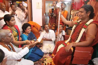 https://nithyananda.org/sites/default/files/photo-gallery/2014-07jul-07-nithyananda-diary_IMG_0191_bangalore-house-visit_1.JPG