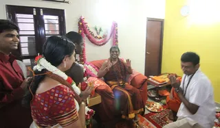 https://nithyananda.org/sites/default/files/photo-gallery/2014-07jul-07-nithyananda-diary_IMG_0433_bangalore-house-visit.JPG