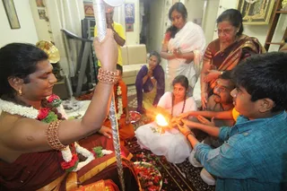 https://nithyananda.org/sites/default/files/photo-gallery/2014-07jul-07-nithyananda-diary_IMG_0479_bangalore-house-visit_2.JPG