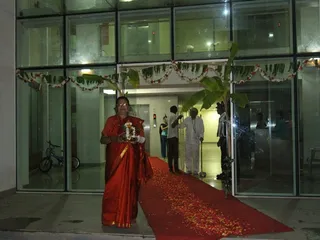 https://nithyananda.org/sites/default/files/photo-gallery/2014-07jul-07-nithyananda-diary_IMG_0502_bangalore-house-visit_1.JPG