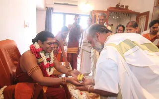 https://nithyananda.org/sites/default/files/photo-gallery/2014-07jul-07-nithyananda-diary_IMG_9550_bangalore-house-visit.JPG