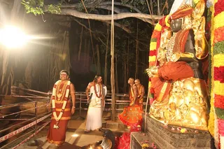 https://nithyananda.org/sites/default/files/photo-gallery/2014-07jul-12-nithyananda-diary_IMG_0970_gurupoornima-bidadi_1.JPG
