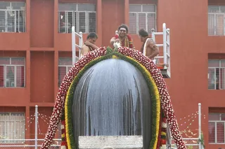 https://nithyananda.org/sites/default/files/photo-gallery/2014-07jul-12-nithyananda-diary_IMG_2081_gurupoornima-bidadi-rudrabhishekam_0.JPG