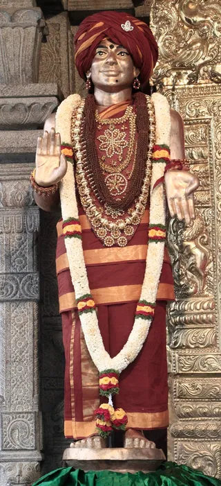 https://nithyananda.org/sites/default/files/photo-gallery/2014-07jul-14-nithyananda-diary_IMG_0287_bidadi-temple.JPG