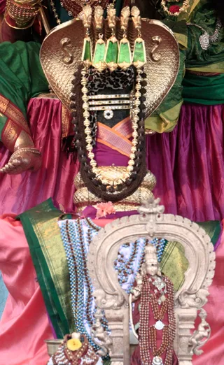 https://nithyananda.org/sites/default/files/photo-gallery/2014-07jul-14-nithyananda-diary_IMG_0289_bidadi-temple.JPG