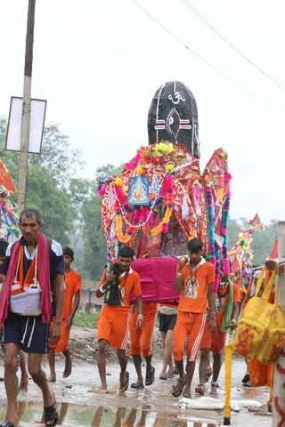 https://nithyananda.org/sites/default/files/photo-gallery/2014-07jul-21-nithyananda-diary_IMG_5102_haridwar-innerawakening.JPG
