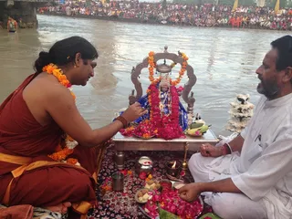 https://nithyananda.org/sites/default/files/photo-gallery/2014-07jul-27-nithyananda-diary_IMG_1965_haridwar-ganga-aarthi.JPG?1406549643