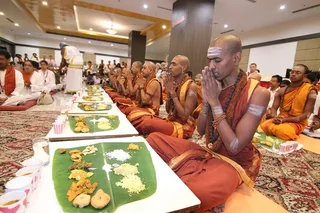 https://nithyananda.org/sites/default/files/photo-gallery/2014-07jul-27-nithyananda-diary_IMG_7208_haridwar-innerawakening-maheshwara-puja_0.JPG?1406531438