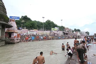 https://nithyananda.org/sites/default/files/photo-gallery/2014-07jul-27-nithyananda-diary_IMG_7714_haridwar-ganga-aarthi.JPG?1406548948