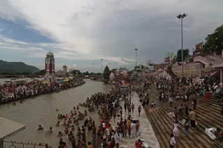 https://nithyananda.org/sites/default/files/photo-gallery/2014-07jul-27-nithyananda-diary_IMG_7809_haridwar-ganga-aarthi.JPG?1406549046
