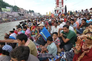 https://nithyananda.org/sites/default/files/photo-gallery/2014-07jul-27-nithyananda-diary_IMG_7869_haridwar-ganga-aarthi.JPG?1406549094