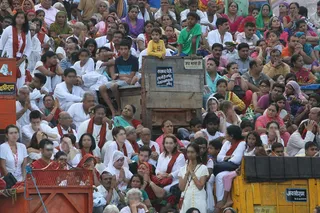 https://nithyananda.org/sites/default/files/photo-gallery/2014-07jul-27-nithyananda-diary_IMG_7876_haridwar-ganga-aarthi.JPG?1406549108