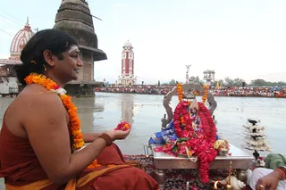 https://nithyananda.org/sites/default/files/photo-gallery/2014-07jul-27-nithyananda-diary_IMG_7999_haridwar-ganga-aarthi.JPG?1406549758