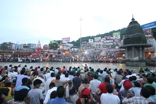 https://nithyananda.org/sites/default/files/photo-gallery/2014-07jul-27-nithyananda-diary_IMG_8067_haridwar-ganga-aarthi.JPG?1406550743