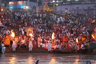 https://nithyananda.org/sites/default/files/photo-gallery/2014-07jul-27-nithyananda-diary_IMG_8096_haridwar-ganga-aarthi.JPG?1406551492