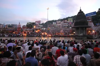 https://nithyananda.org/sites/default/files/photo-gallery/2014-07jul-27-nithyananda-diary_IMG_8105_haridwar-ganga-aarthi.JPG?1406551669