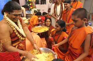 https://nithyananda.org/sites/default/files/photo-gallery/2014-08aug-17-nithyananda-diary_IMG_5036_bidadi-krishna-jenmashtami-morning-darshan.JPG
