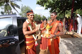 https://nithyananda.org/sites/default/files/photo-gallery/2014-08aug-17-nithyananda-diary_IMG_5134_bidadi-krishna-jenmashtami-evening-celebrations-nithyanandeshwara-temple.JPG