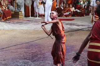 https://nithyananda.org/sites/default/files/photo-gallery/2014-08aug-17-nithyananda-diary_IMG_5267_bidadi-krishna-jenmashtami-evening-uriyadi-nithyanandeshwara-temple.JPG
