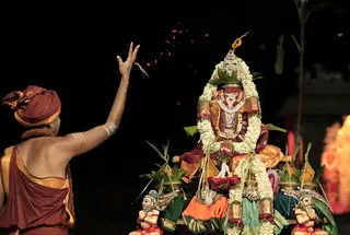 https://nithyananda.org/sites/default/files/photo-gallery/2014-08aug-21-nithyananda-diary_IMG_5253_bidadi-chandi-homa.JPG