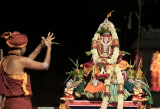 https://nithyananda.org/sites/default/files/photo-gallery/2014-08aug-21-nithyananda-diary_IMG_5267_bidadi-chandi-homa.JPG