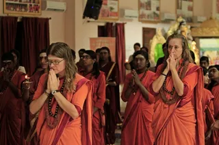 https://nithyananda.org/sites/default/files/photo-gallery/2014-08aug-21-nithyananda-diary_IMG_5289_bidadi-nithya-puja.JPG