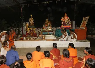 https://nithyananda.org/sites/default/files/photo-gallery/2014-08aug-21-nithyananda-diary_IMG_6403_bidadi-chandi-homa.JPG