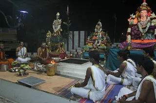https://nithyananda.org/sites/default/files/photo-gallery/2014-08aug-21-nithyananda-diary_IMG_6406_bidadi-chandi-homa.JPG