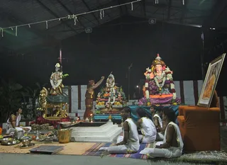 https://nithyananda.org/sites/default/files/photo-gallery/2014-08aug-21-nithyananda-diary_IMG_6423_bidadi-chandi-homa.JPG