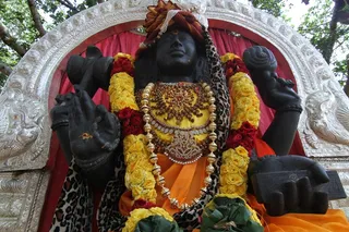 https://nithyananda.org/sites/default/files/photo-gallery/2014-08aug-21-nithyananda-diary_IMG_6479_bidadi-temple.JPG
