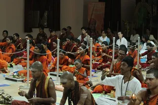 https://nithyananda.org/sites/default/files/photo-gallery/2014-08aug-22-nithyananda-diary_IMG_6502_bidadi-nithya-puja.JPG?1408770564