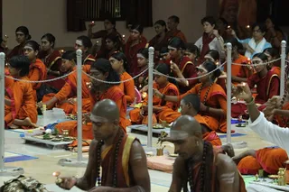 https://nithyananda.org/sites/default/files/photo-gallery/2014-08aug-22-nithyananda-diary_IMG_6503_bidadi-nithya-puja.JPG?1408770552