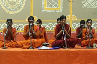 https://nithyananda.org/sites/default/files/photo-gallery/2014-08aug-22-nithyananda-diary_IMG_6531_bidadi-nithya-kirtan.JPG?1408770767