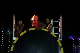 https://nithyananda.org/sites/default/files/photo-gallery/2014-08aug-25-nithyananda-diary_IMG_8628_bidadi-rudrabishekam.JPG?1408971856