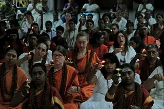 https://nithyananda.org/sites/default/files/photo-gallery/2014-08aug-25-nithyananda-diary_IMG_8635_bidadi-nithya-puja-devotees.JPG?1408971934