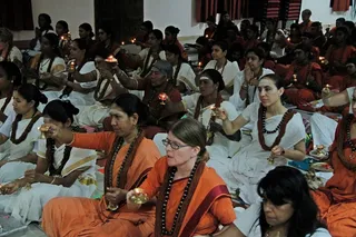 https://nithyananda.org/sites/default/files/photo-gallery/2014-08aug-25-nithyananda-diary_IMG_8643_bidadi-nithya-puja-devotees.JPG?1408972442